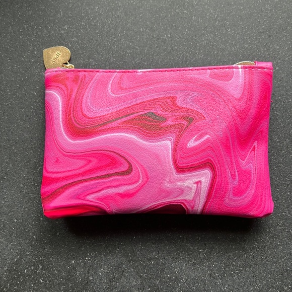 ipsy Handbags - Ipsy Makeup Bag